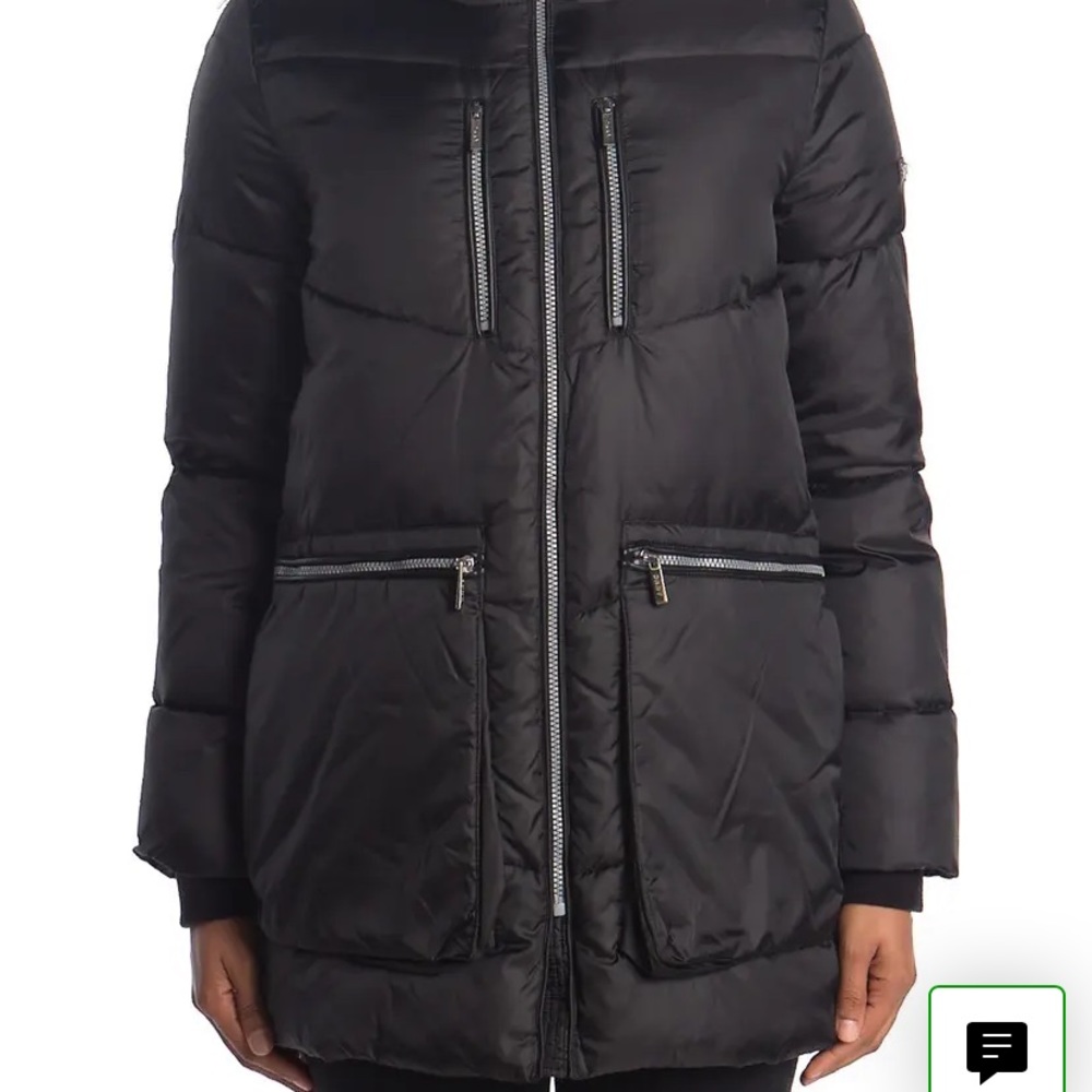 Patch Pocket Coat with Faux Fur Trim
DKNY size XSmall